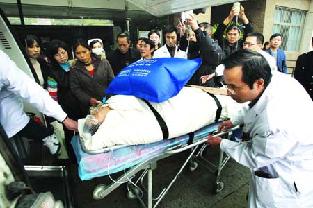 勐腊县成人监护型护送